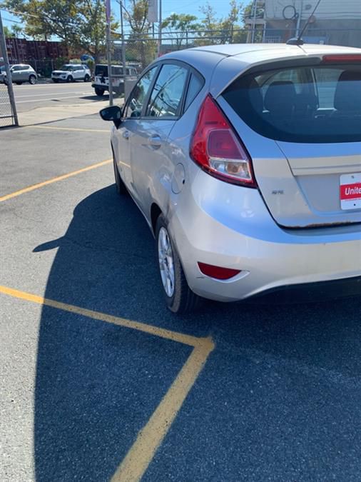 2014 Ford Fiesta Image 9