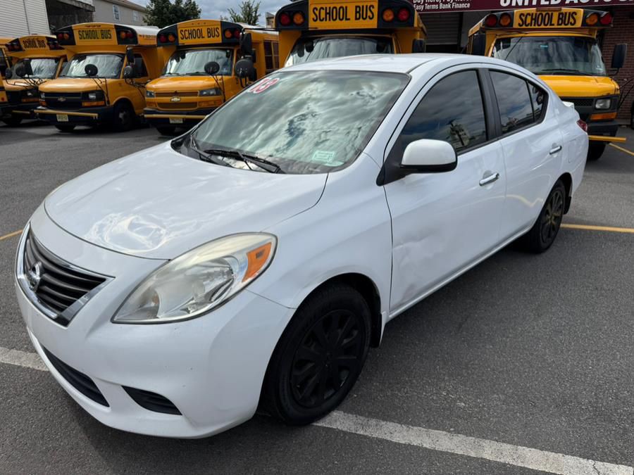 2013 Nissan Versa Image 3