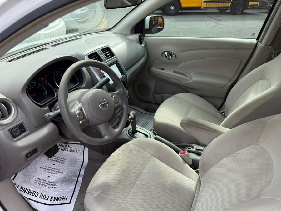 2013 Nissan Versa Image 9