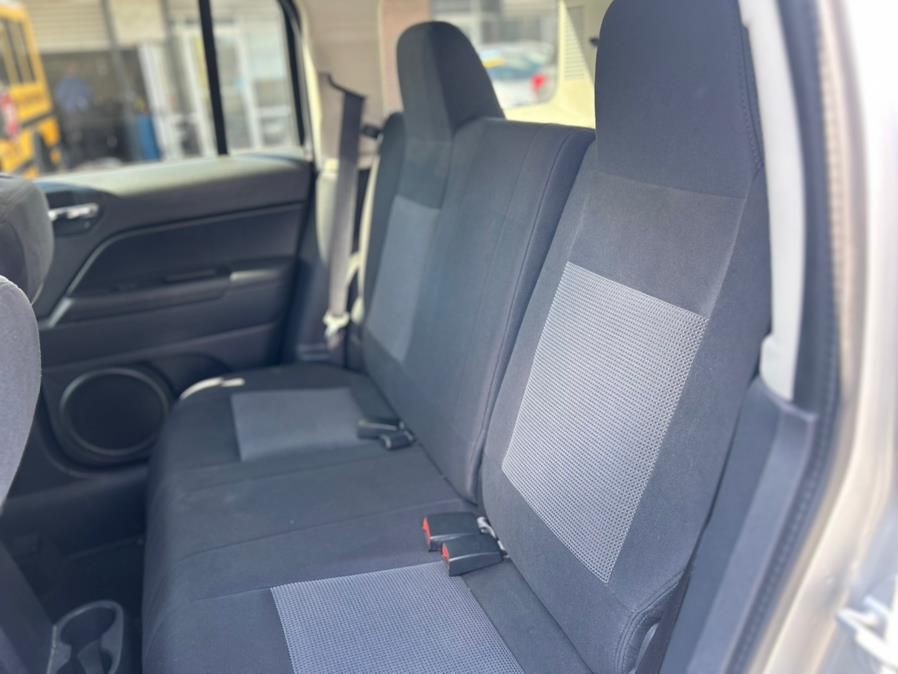 2013 Jeep Patriot Image 10