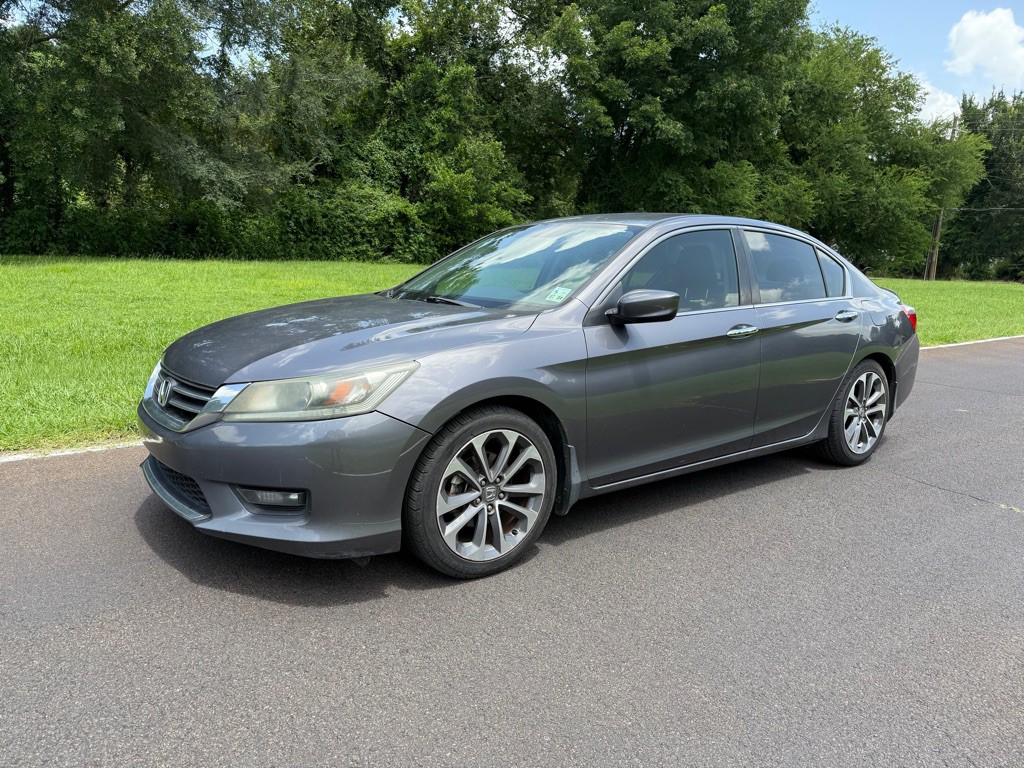 2015 Honda Accord Image 1
