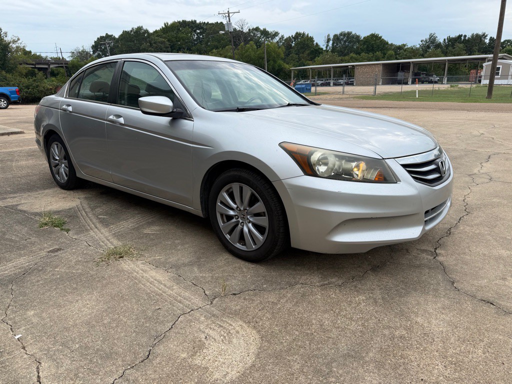 2011 Honda Accord Image 4