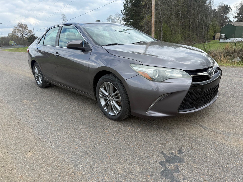 2015 Toyota Camry Image 4