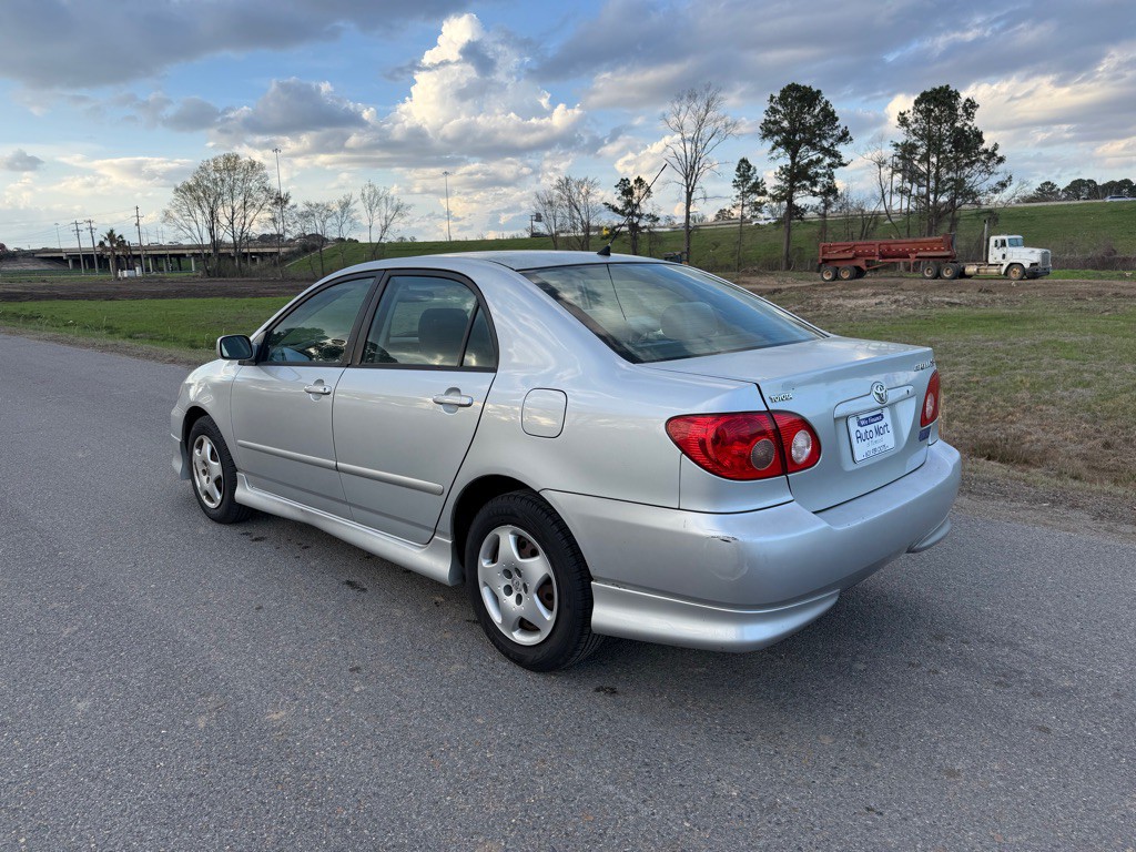 2007 Toyota Corolla Image 2