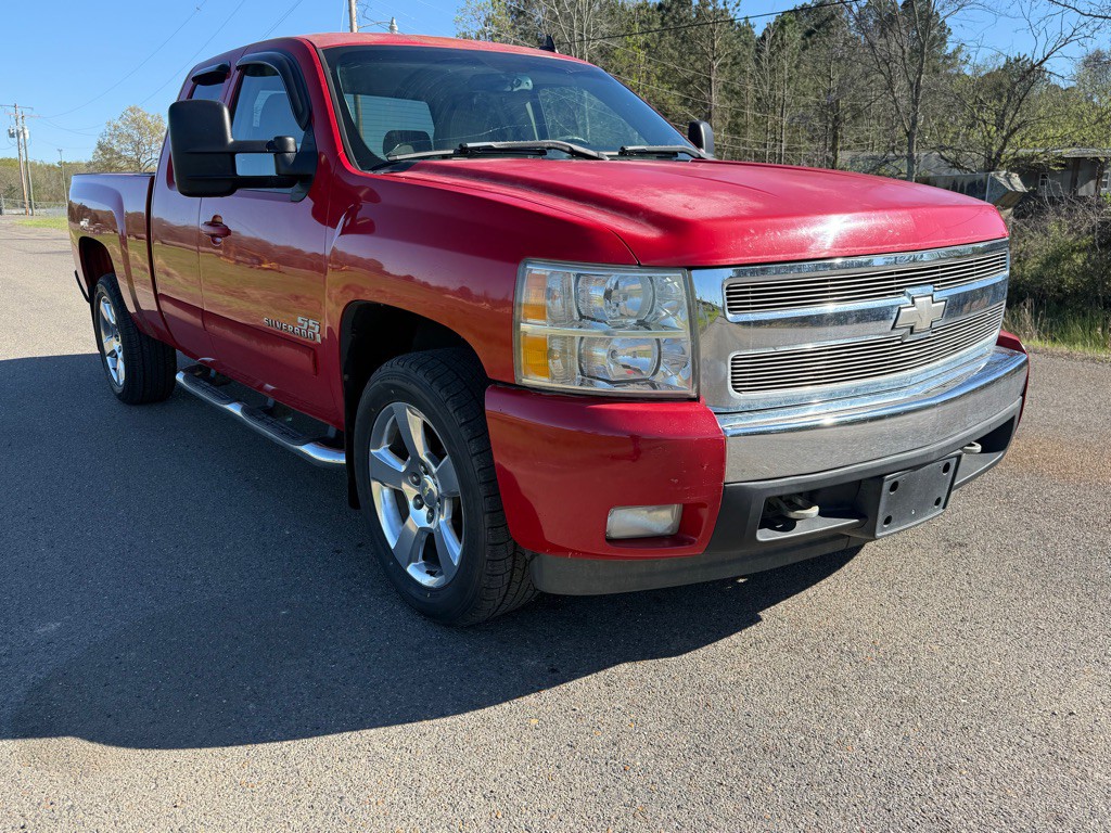 2007 Chevrolet Silverado 1500 Image 3