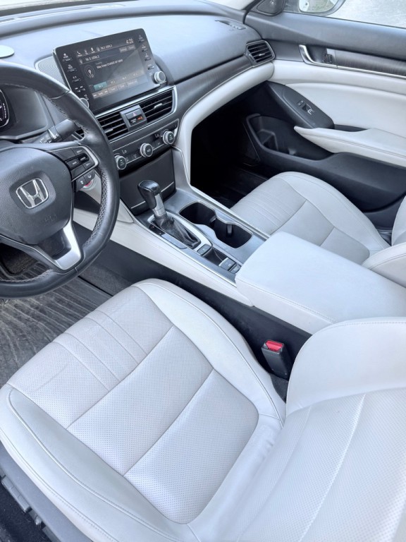 2018 Honda Accord Image 5