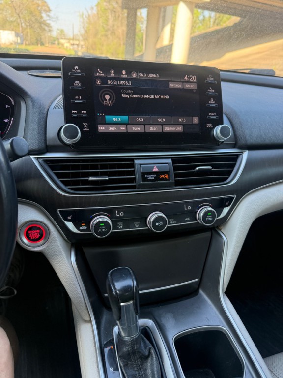 2018 Honda Accord Image 6