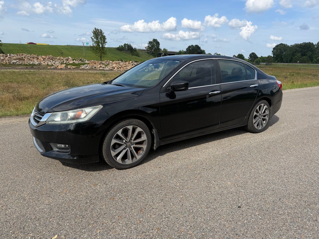 2015 Honda Accord Image 1