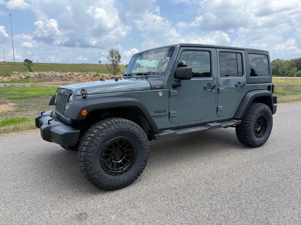 2014 Jeep Wrangler Unlimited Image 1