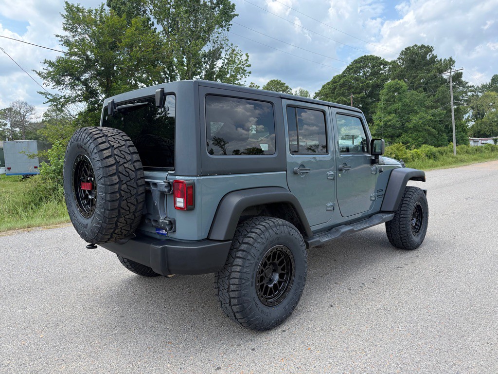 2014 Jeep Wrangler Unlimited Image 3