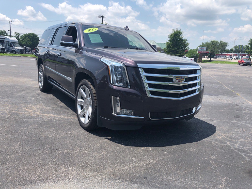 2015 Cadillac Escalade Image 1