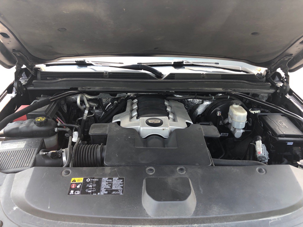 2015 Cadillac Escalade Image 4