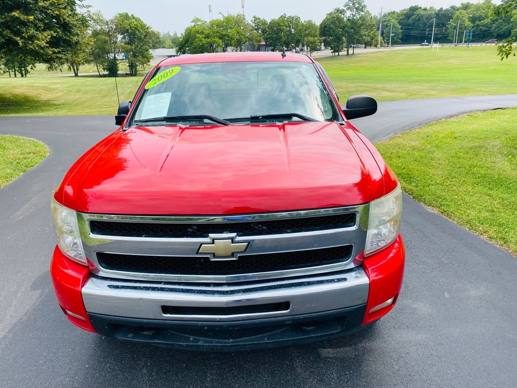 2009 Chevrolet Silverado 1500 Image 2