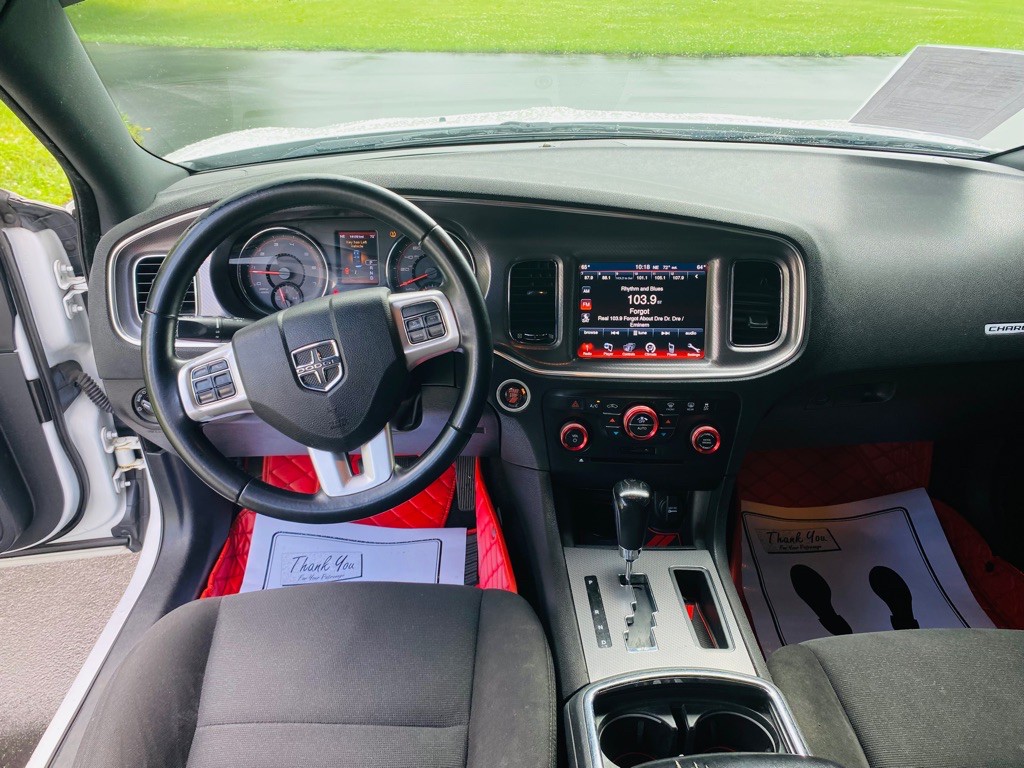 2012 Dodge Charger Image 17