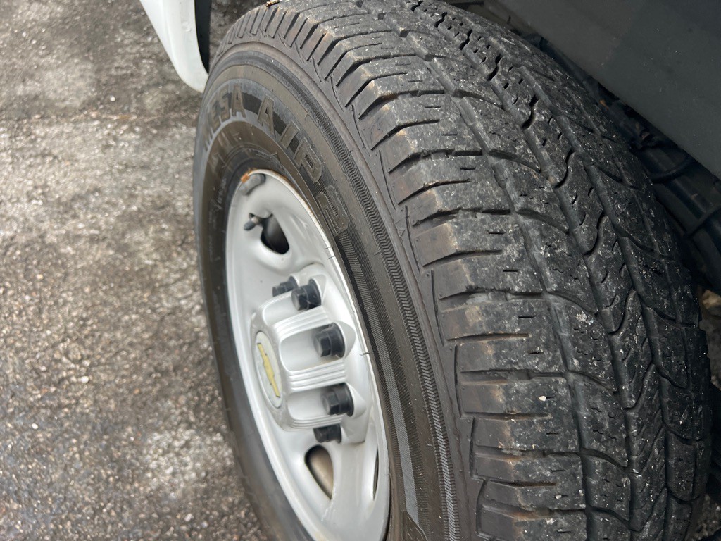 2013 Chevrolet Express Image 15