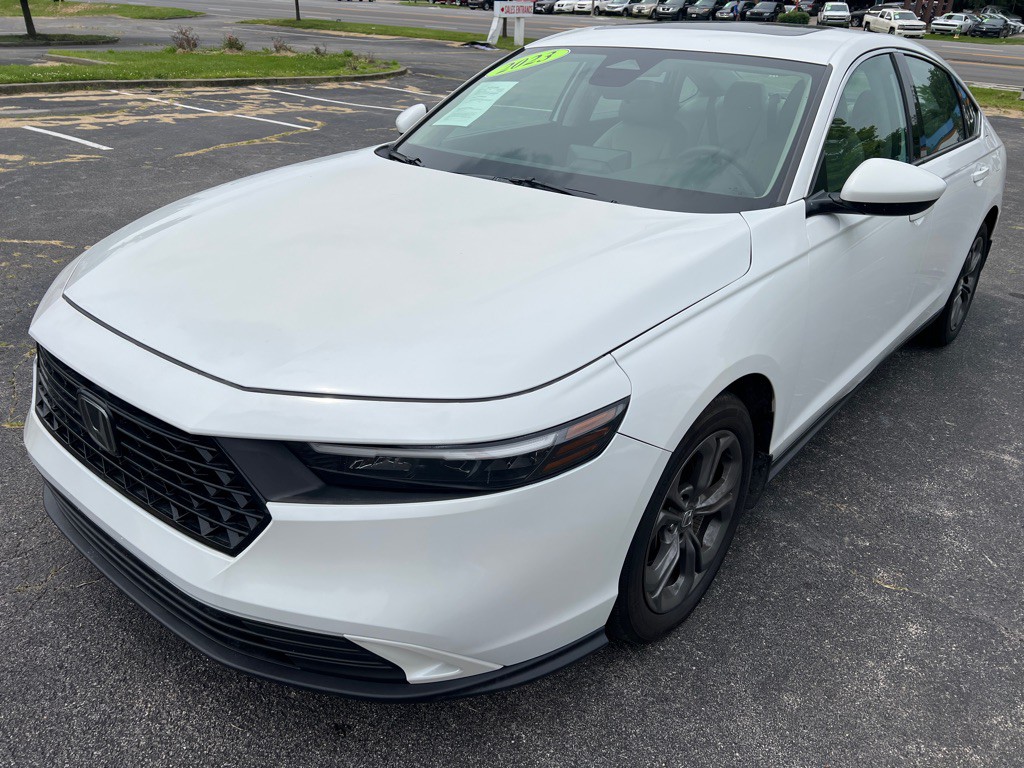 2023 Honda Accord Image 3