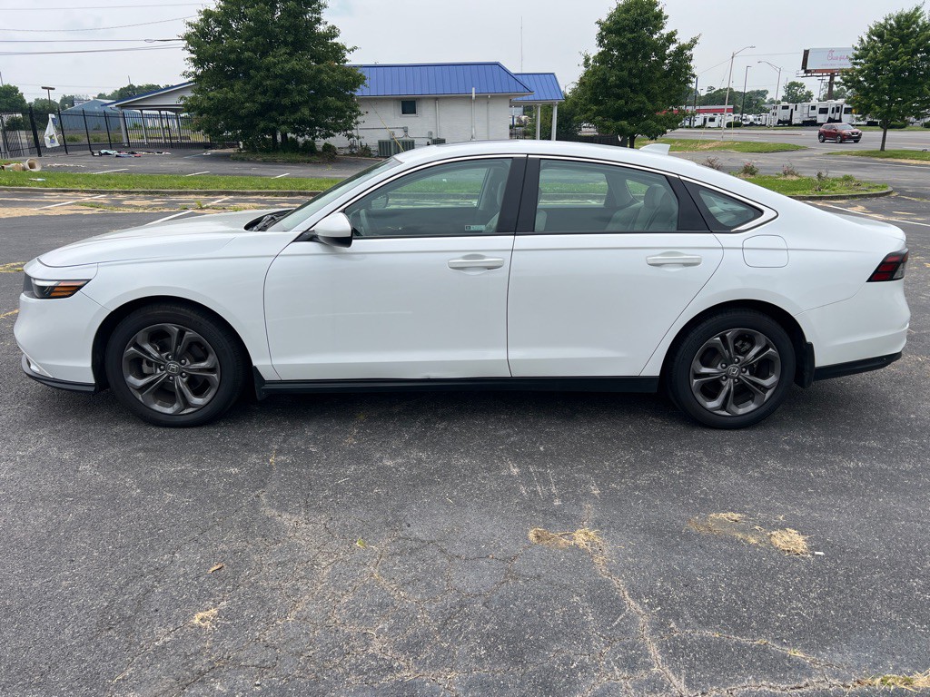 2023 Honda Accord Image 4