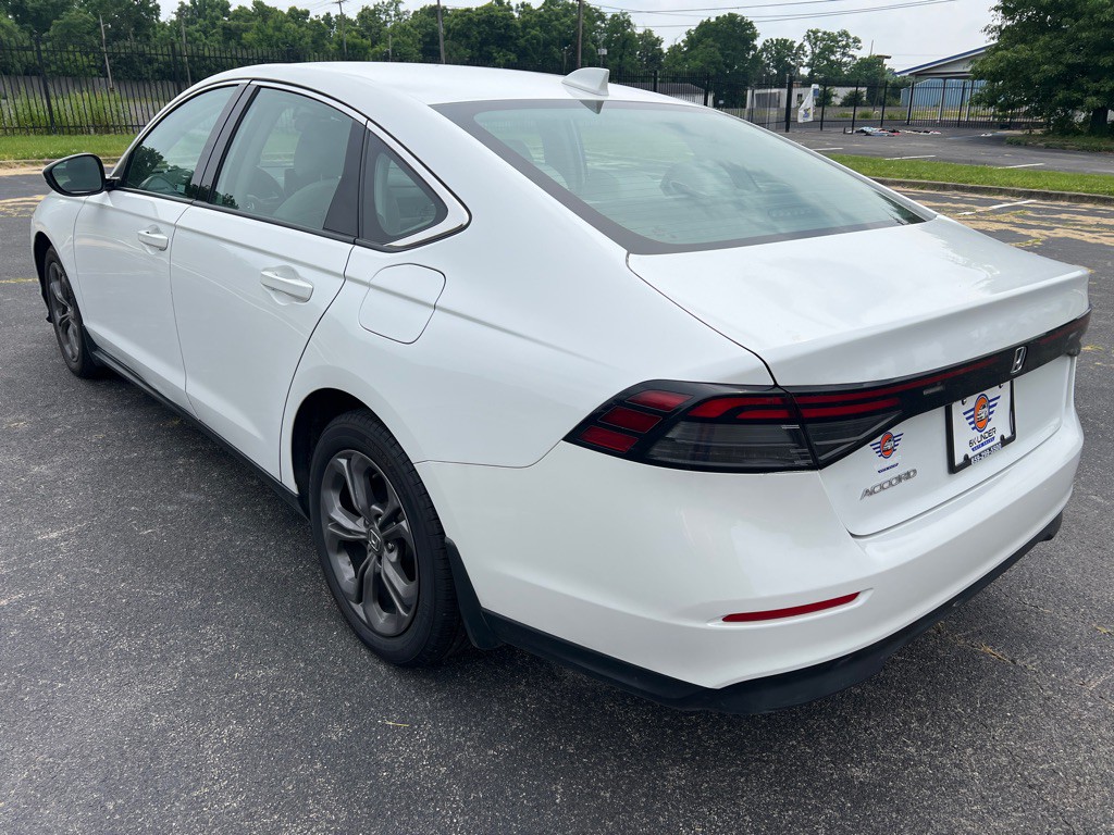 2023 Honda Accord Image 5