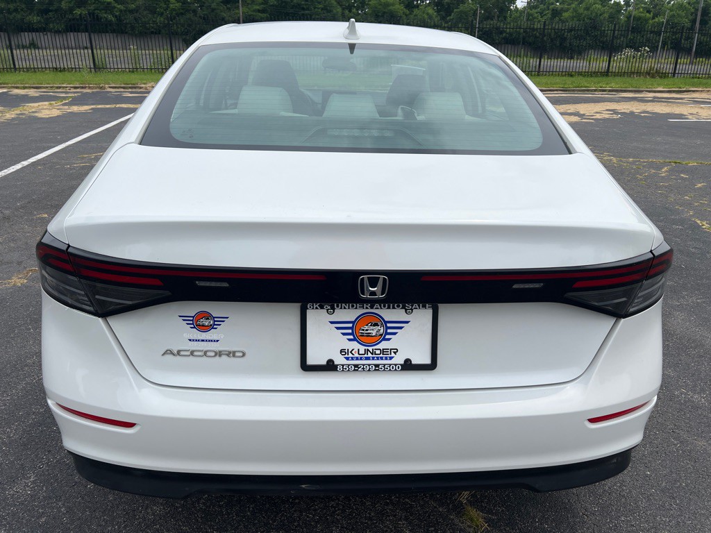 2023 Honda Accord Image 6