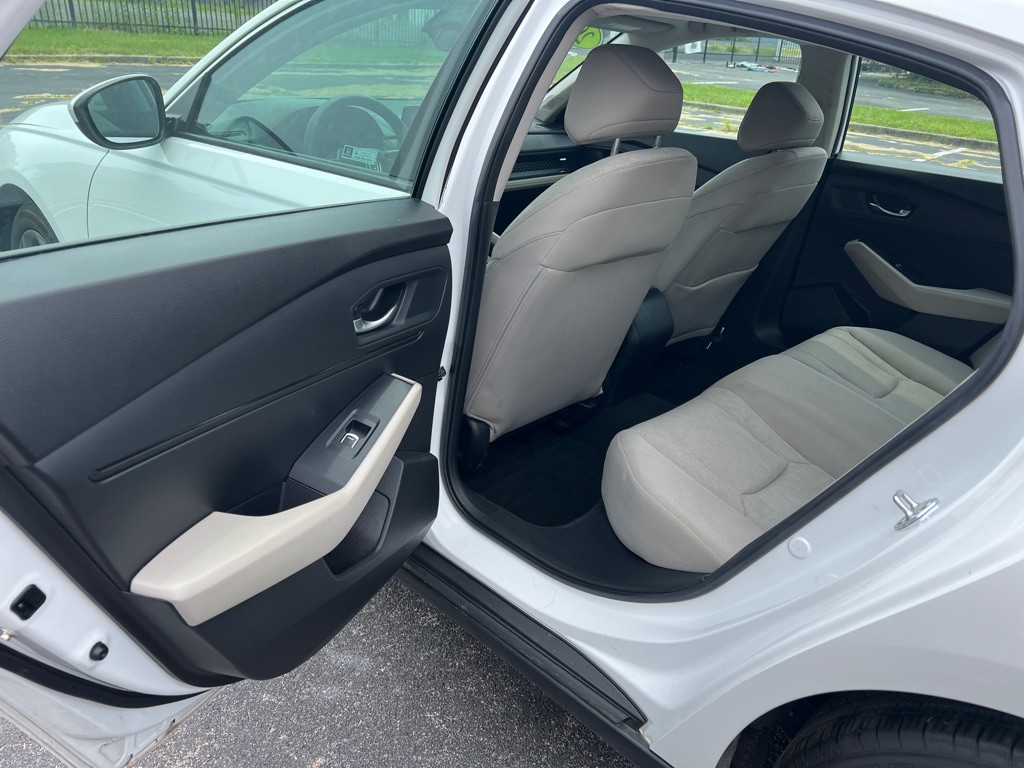2023 Honda Accord Image 15