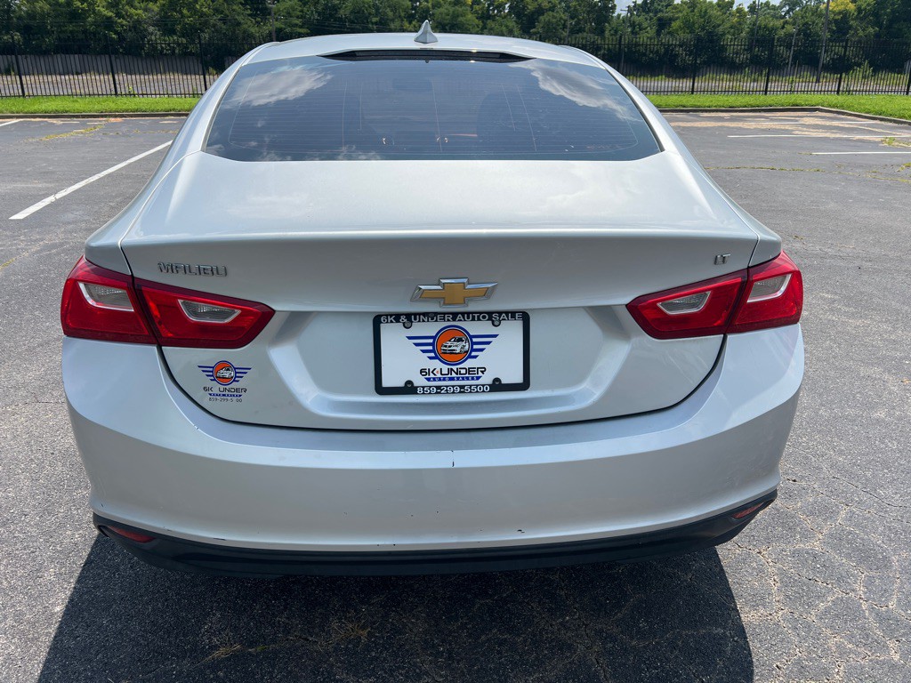 2016 Chevrolet Malibu Image 6