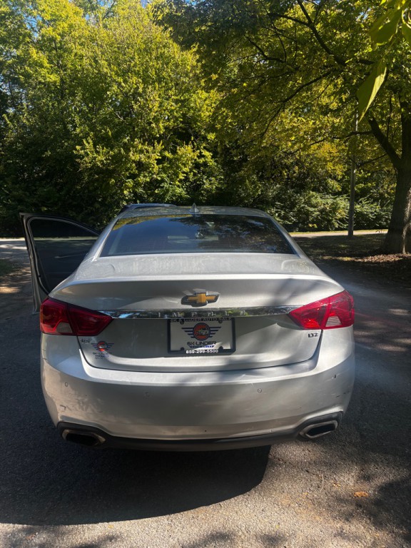 2015 Chevrolet Impala Image 3