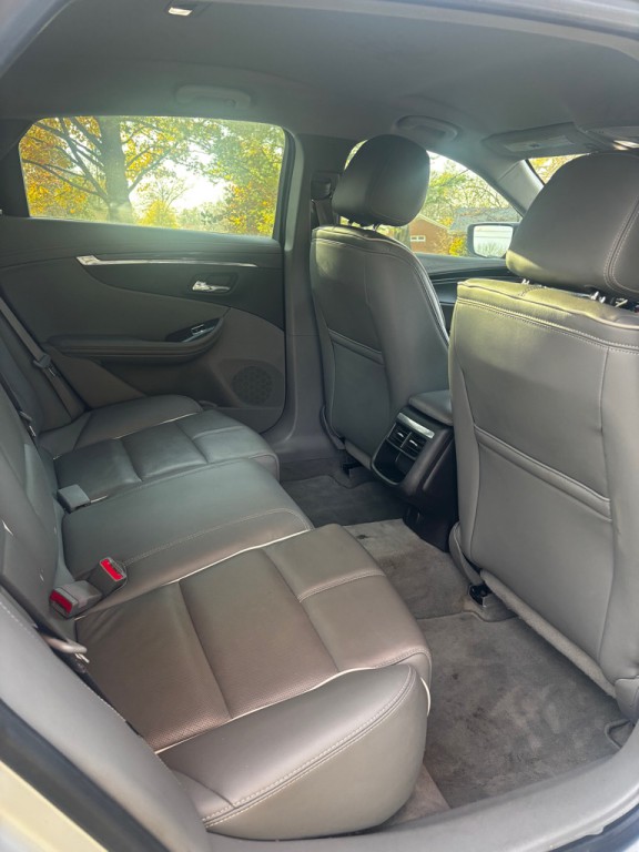 2015 Chevrolet Impala Image 16
