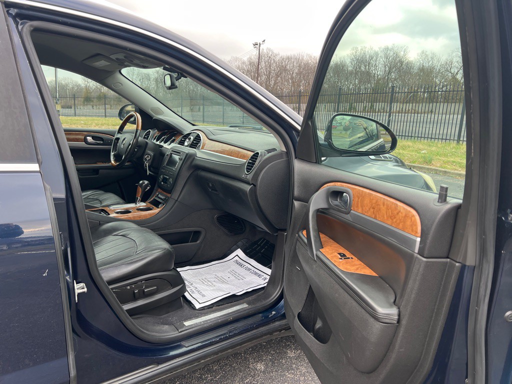 2012 Buick Enclave Image 9