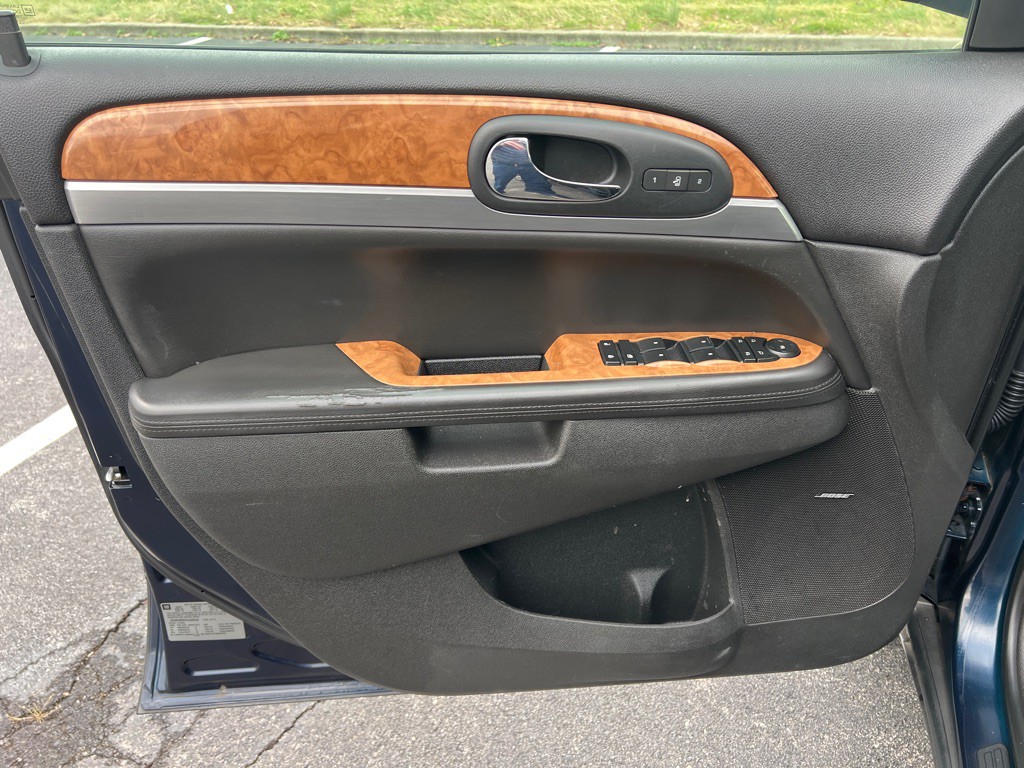2012 Buick Enclave Image 16