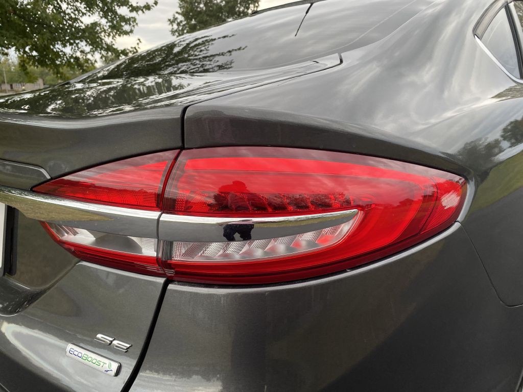 2018 Ford Fusion Image 10
