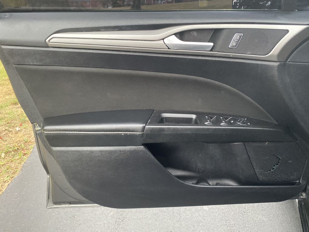 2018 Ford Fusion Image 12
