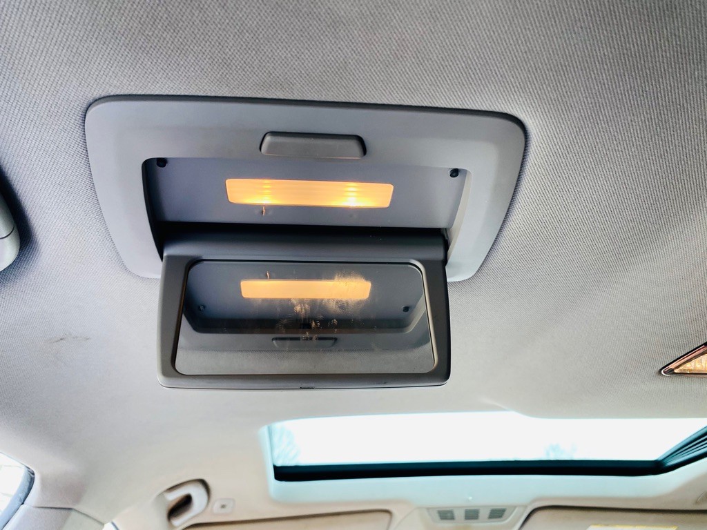 2013 BMW 7 Series Image 25