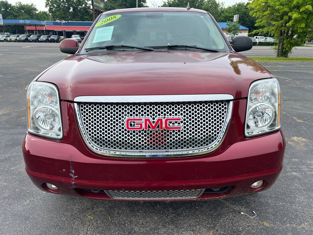 2008 GMC Yukon Image 2