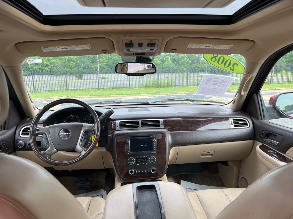 2008 GMC Yukon Image 19