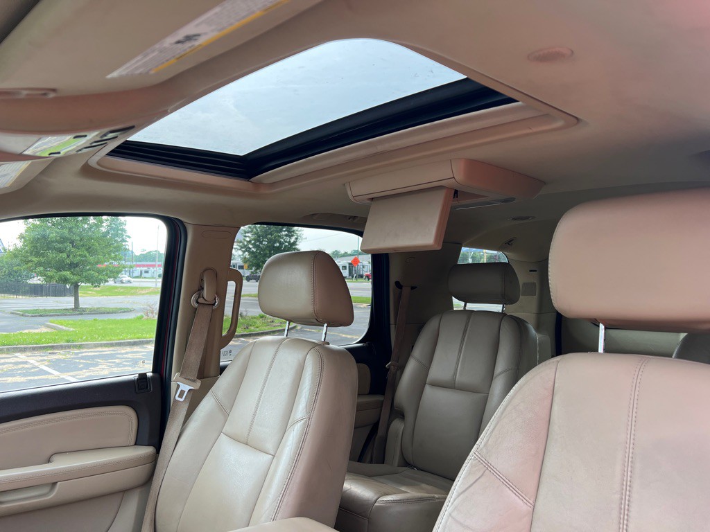 2008 GMC Yukon Image 23