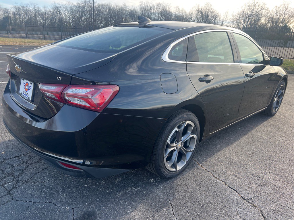 2022 Chevrolet Malibu Image 7