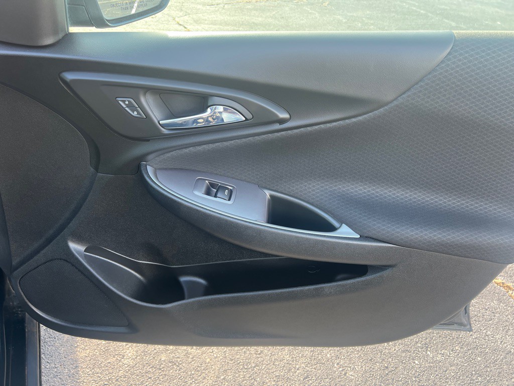 2022 Chevrolet Malibu Image 10