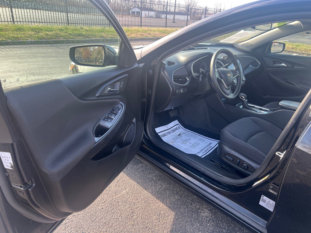 2022 Chevrolet Malibu Image 15