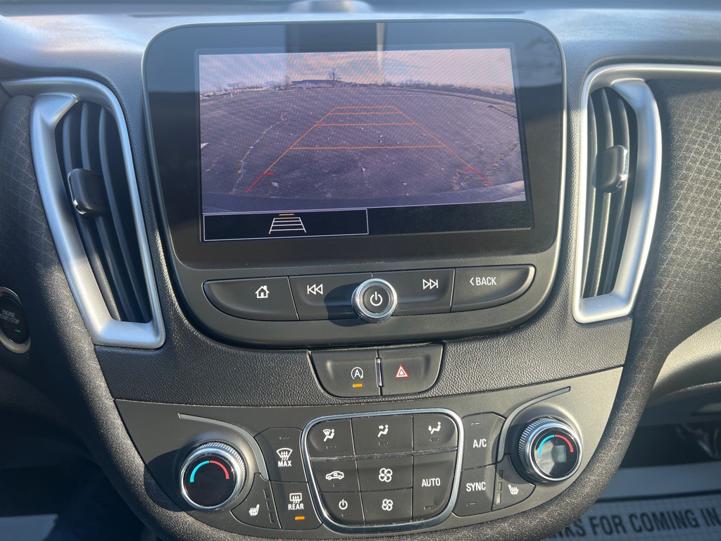 2022 Chevrolet Malibu Image 20