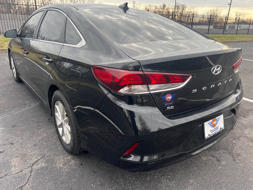 2018 Hyundai Sonata Image 5