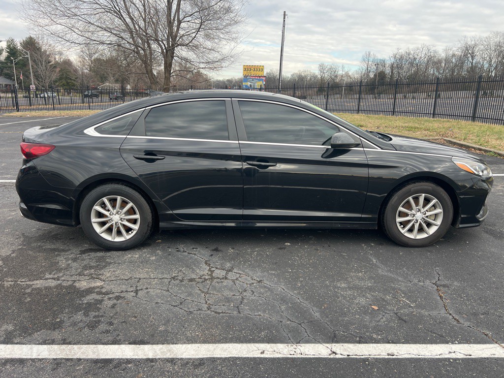 2018 Hyundai Sonata Image 8