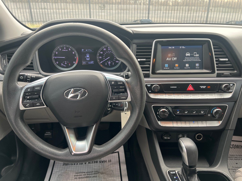 2018 Hyundai Sonata Image 18
