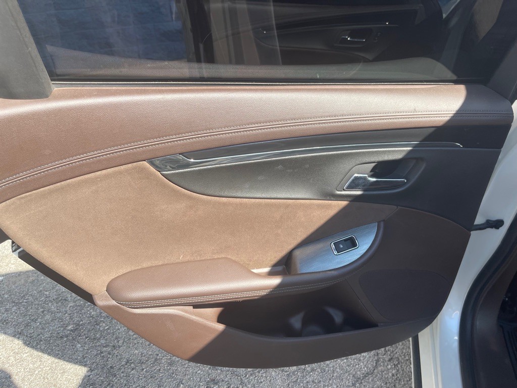 2014 Chevrolet Impala Image 18