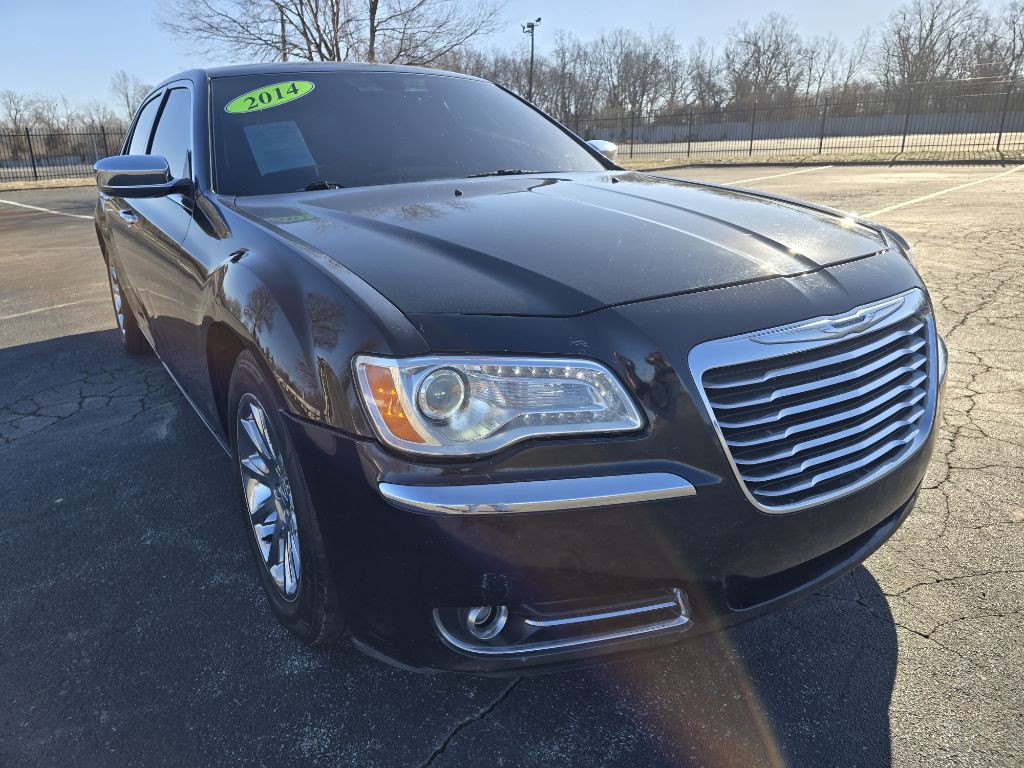 2014 Chrysler 300 Image 1