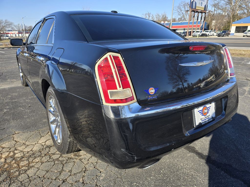 2014 Chrysler 300 Image 5
