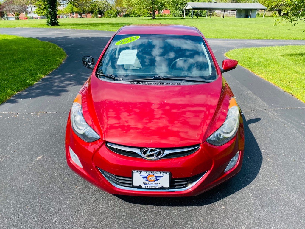 2013 Hyundai Elantra Image 2