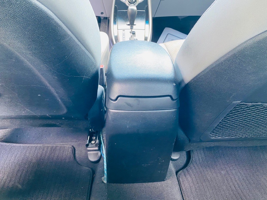 2013 Hyundai Elantra Image 16