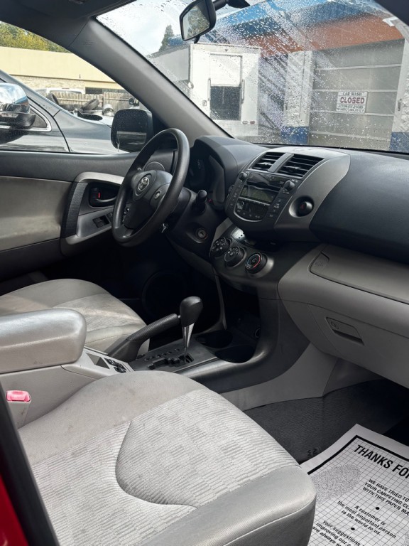 2010 Toyota Rav4 Image 3
