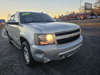 Image for 2011 Chevrolet Suburban 1500 LT ID: 6156357