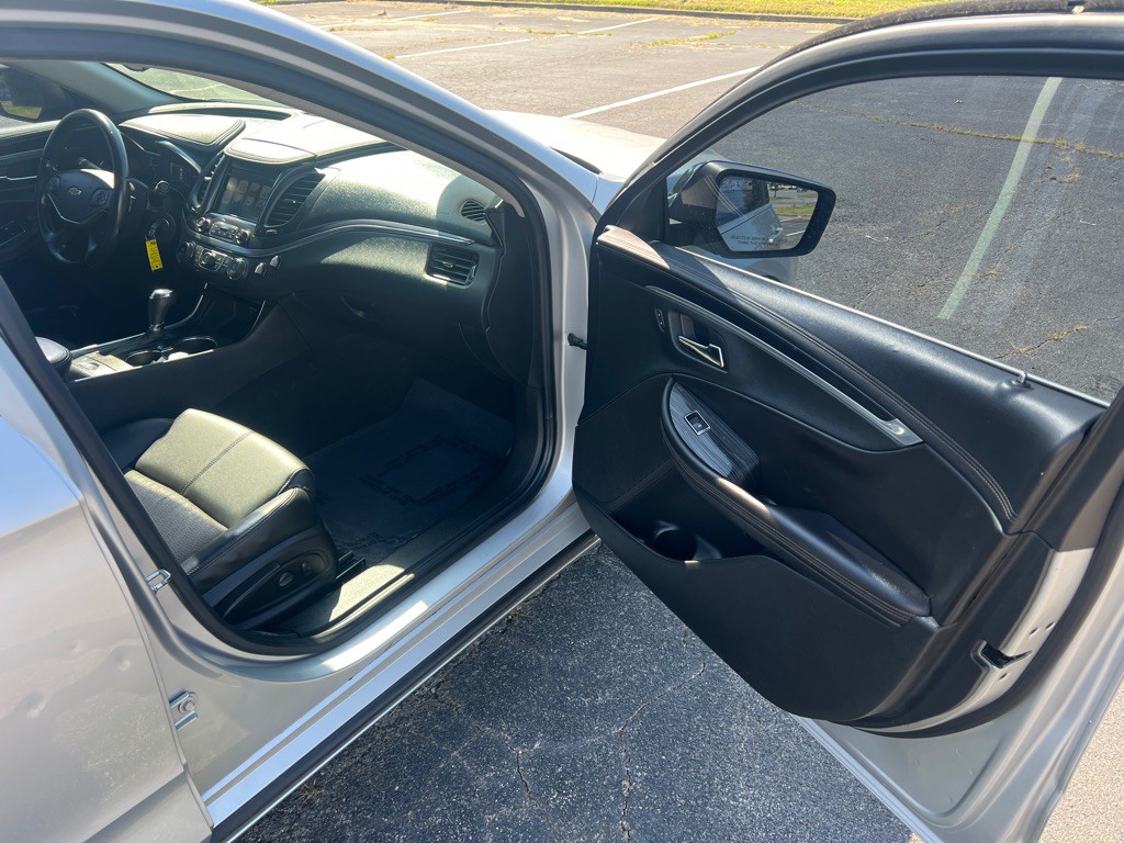 2017 Chevrolet Impala Image 9